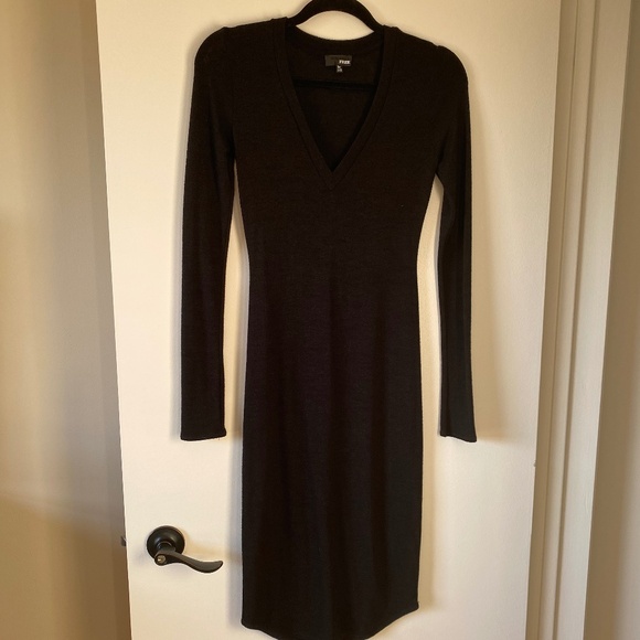 Aritzia Wilfred Free Black Lisiere Midi Stretch Knit Dress Size XS - Picture 2 of 6